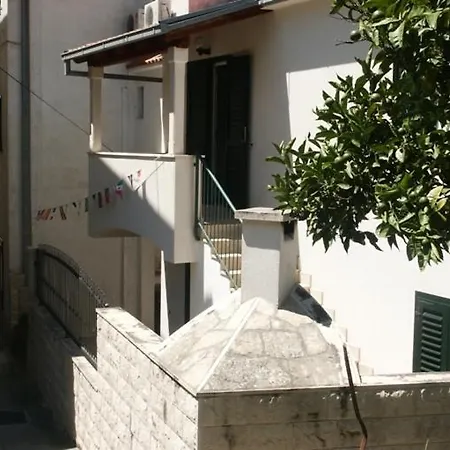 By The Sea Podgora, Makarska - 11335 アパート