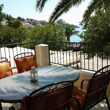 By The Sea Podgora, Makarska - 11335 アパート *